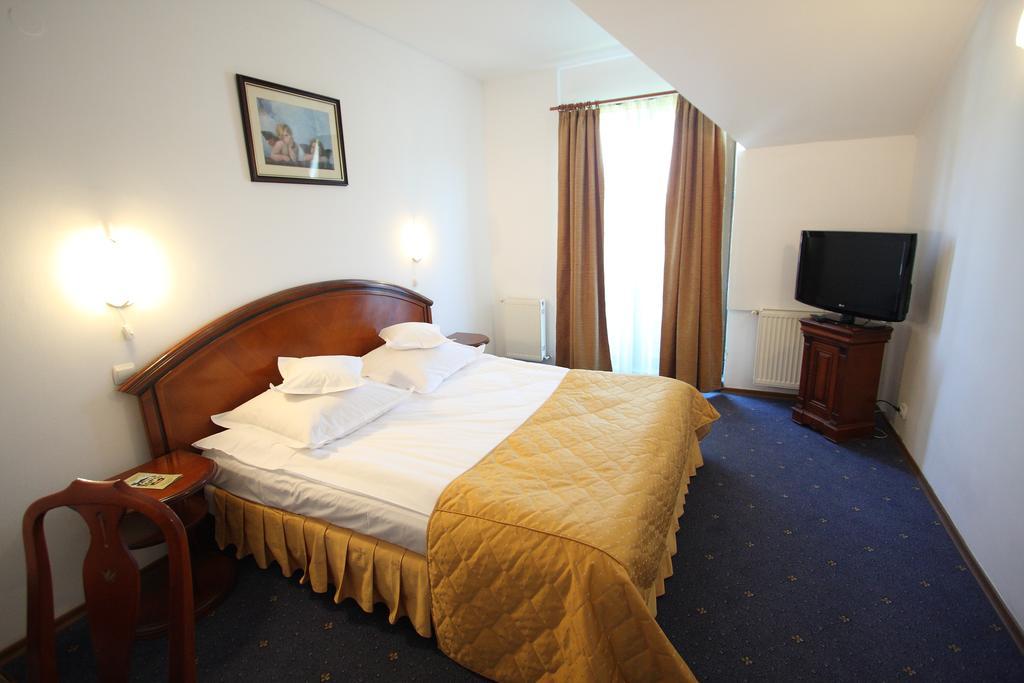 Hotel Ruia Poiana Brasov Esterno foto