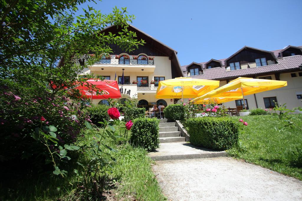 Hotel Ruia Poiana Brasov Esterno foto