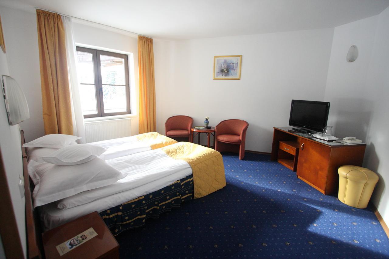 Hotel Ruia Poiana Brasov Esterno foto